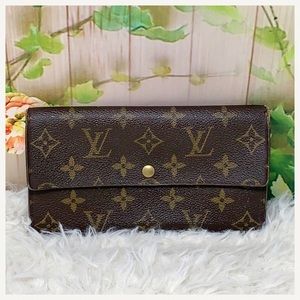 Authentic Louis Vuitton Monogram Sarah Wallet